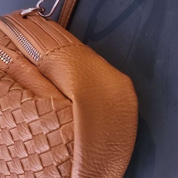 Mellow world Elegant Mustard Woven Crossbody FannyPack Bag - Picture 6 of 10